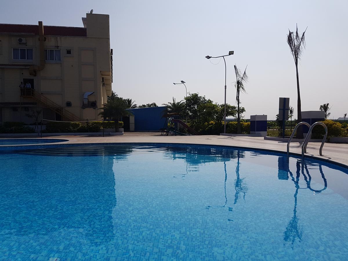 Orchid Resorts Ecr Chennai Exterior foto